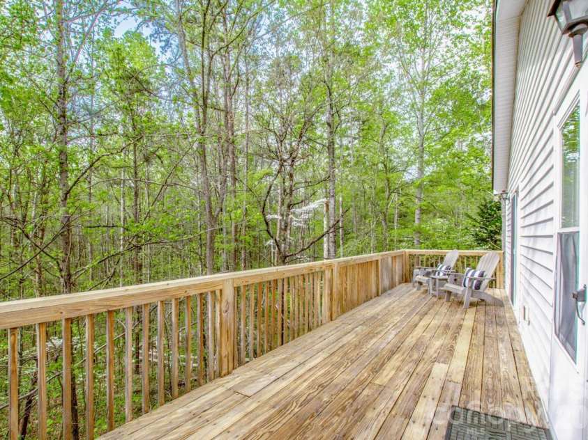158 Wood Acre Drive, Mooresville, NC 28115.  MLS# CAR4366689, YatesRealty ID 14464. 