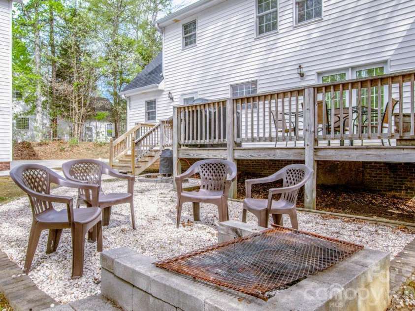 158 Wood Acre Drive, Mooresville, NC 28115.  MLS# CAR4366689, YatesRealty ID 14464. Firepit/BBQ area