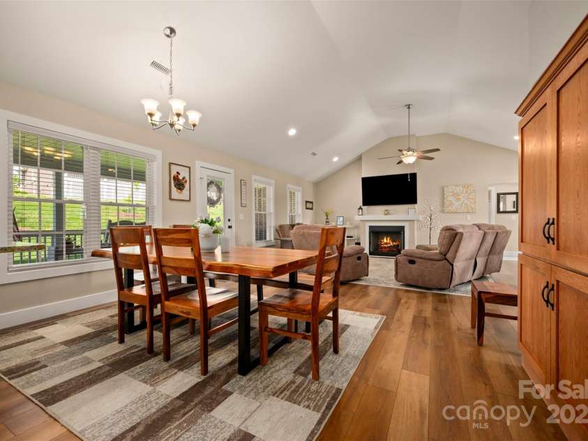 105 Kingston Place, Spindale, NC 28160.  MLS# CAR4256599, YatesRealty ID 14465. 