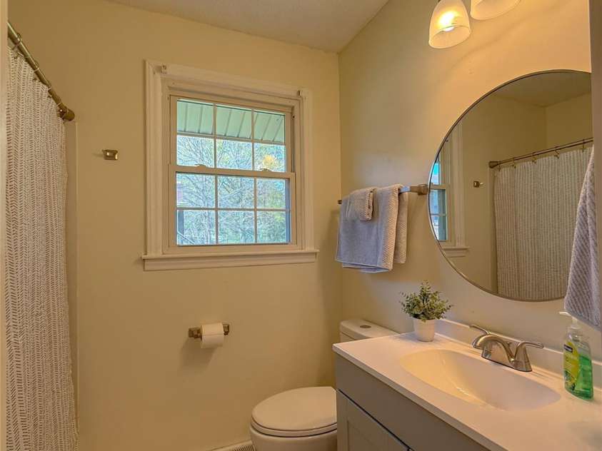 2020 Parkdale Avenue, Gastonia, NC 28052.  MLS# CAR4240839, YatesRealty ID 14466. 