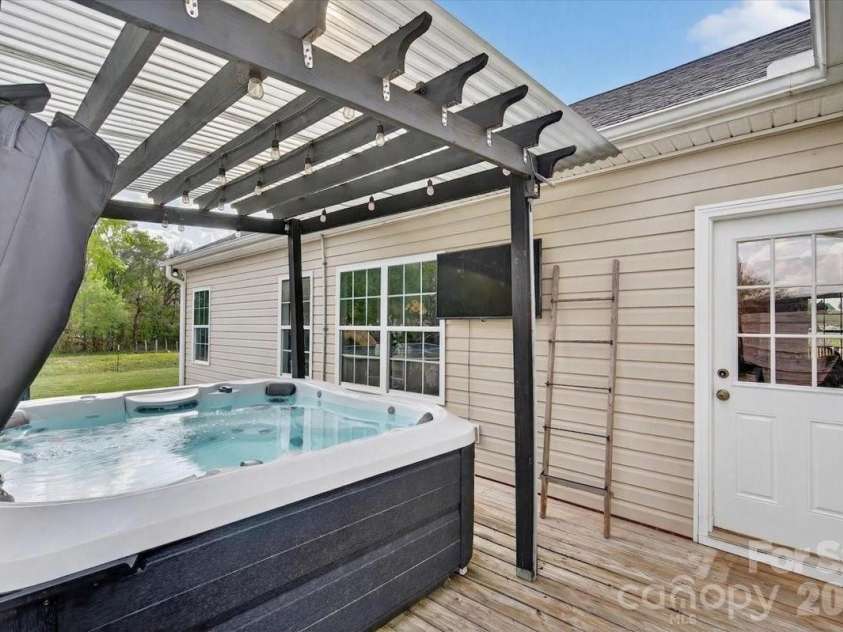 7326 Cotton Ridge Drive, Monroe, NC 28110.  MLS# CAR4365423, YatesRealty ID 14466. 