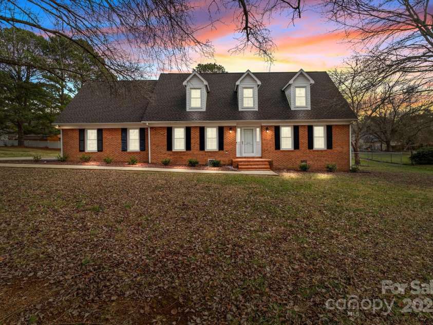 1212 Ridge Street, Albemarle, NC 28001.  MLS# CAR4216901, YatesRealty ID 14467. 