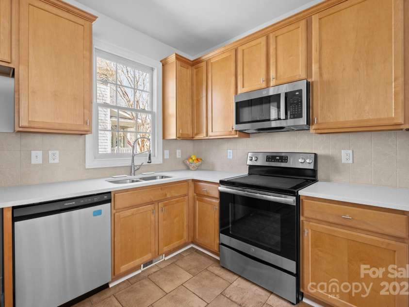 3208 Fifth Baxter Crossing, Fort Mill, SC 29708.  MLS# CAR4232738, YatesRealty ID 14468. 