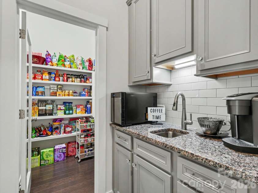 13020 Brooklyn Skylar Way, Huntersville, NC 28078.  MLS# CAR4400598, YatesRealty ID 14469. 