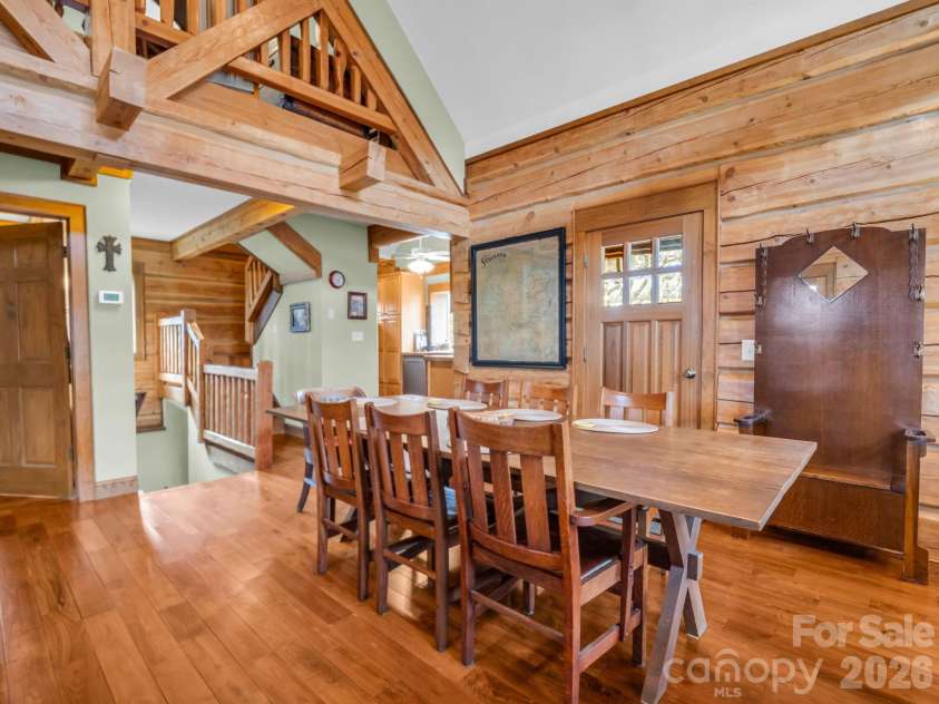 294 Verbena Drive, Black Mountain, NC 28711.  MLS# CAR4356728, YatesRealty ID 14470. 