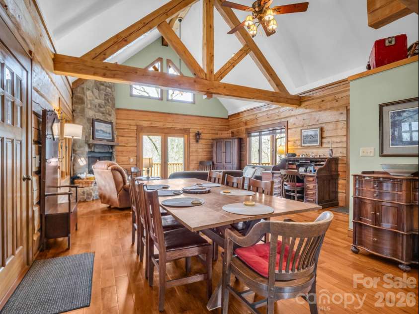 294 Verbena Drive, Black Mountain, NC 28711.  MLS# CAR4356728, YatesRealty ID 14470. 