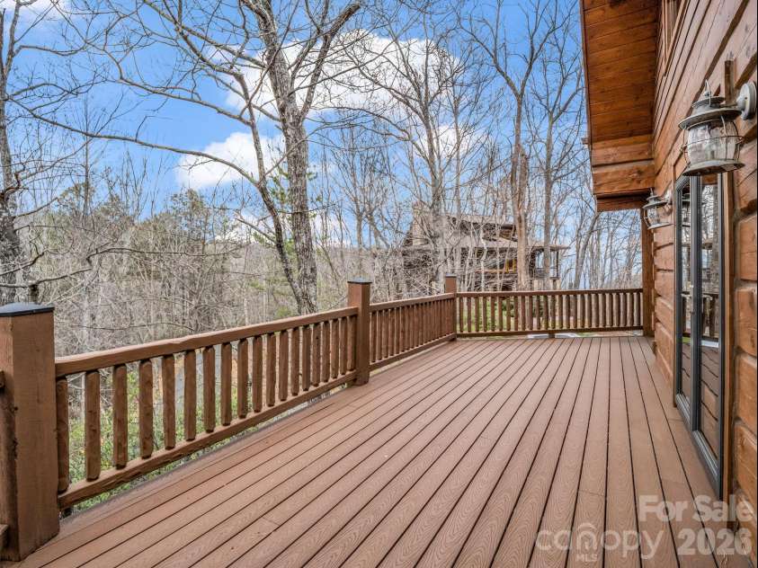 294 Verbena Drive, Black Mountain, NC 28711.  MLS# CAR4356728, YatesRealty ID 14470. 