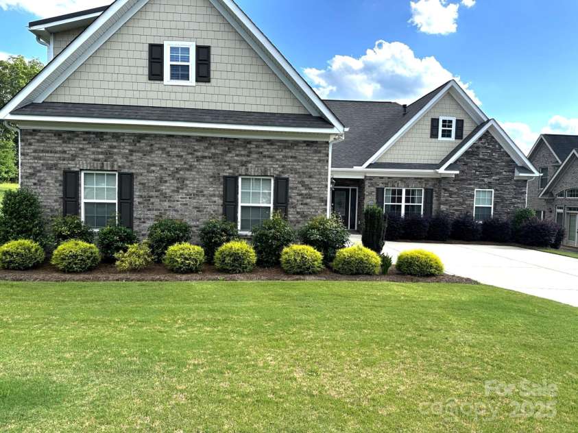 1108 Tarram Court, Lancaster, SC 29720.  MLS# CAR4261041, YatesRealty ID 14471. 