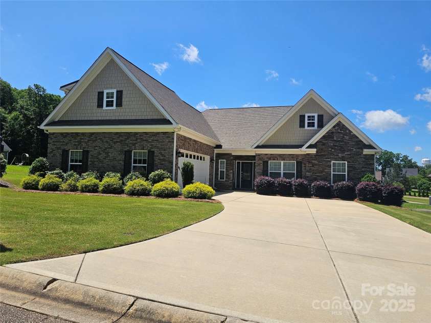 1108 Tarram Court, Lancaster, SC 29720.  MLS# CAR4261041, YatesRealty ID 14471. 