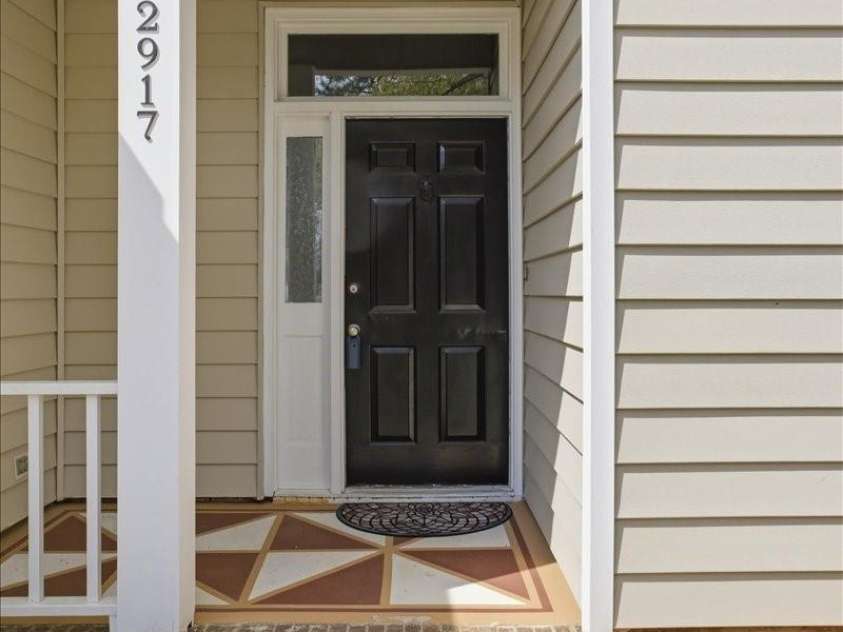 2917 Dellinger Drive, Charlotte, NC 28269.  MLS# CAR4360696, YatesRealty ID 14471. 