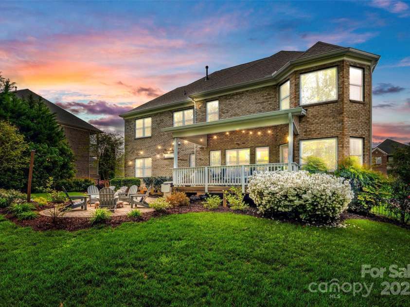 405 Five Leaf Lane, Waxhaw, NC 28173.  MLS# CAR4244840, YatesRealty ID 14472. 