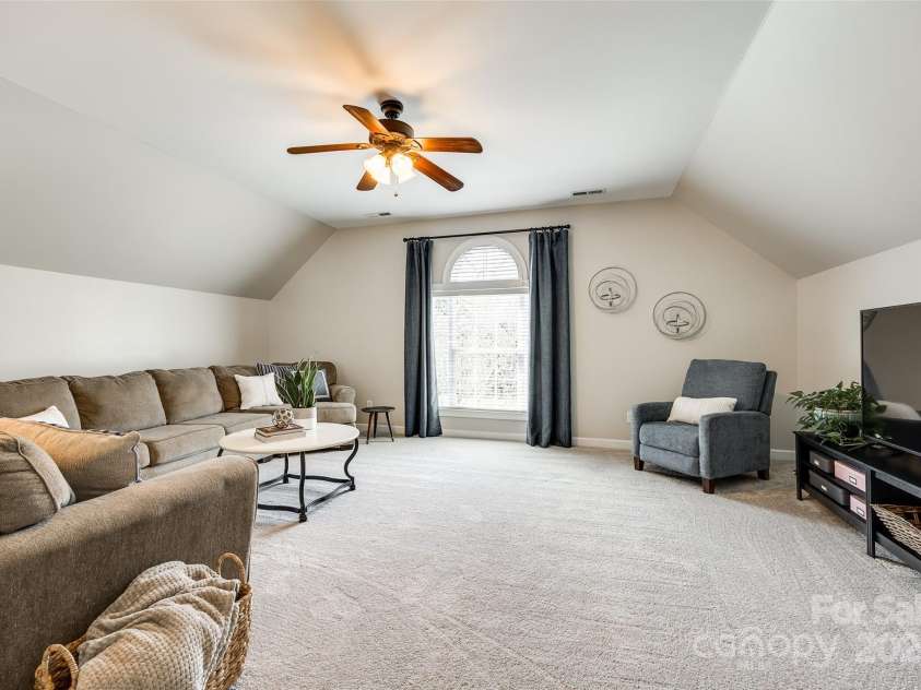 405 Five Leaf Lane, Waxhaw, NC 28173.  MLS# CAR4244840, YatesRealty ID 14472. 