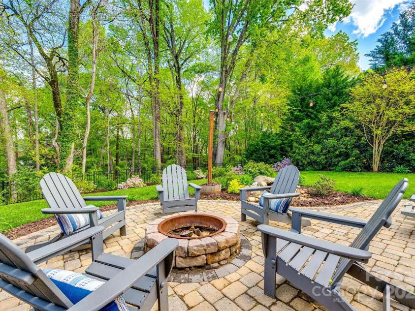 405 Five Leaf Lane, Waxhaw, NC 28173.  MLS# CAR4244840, YatesRealty ID 14472. 