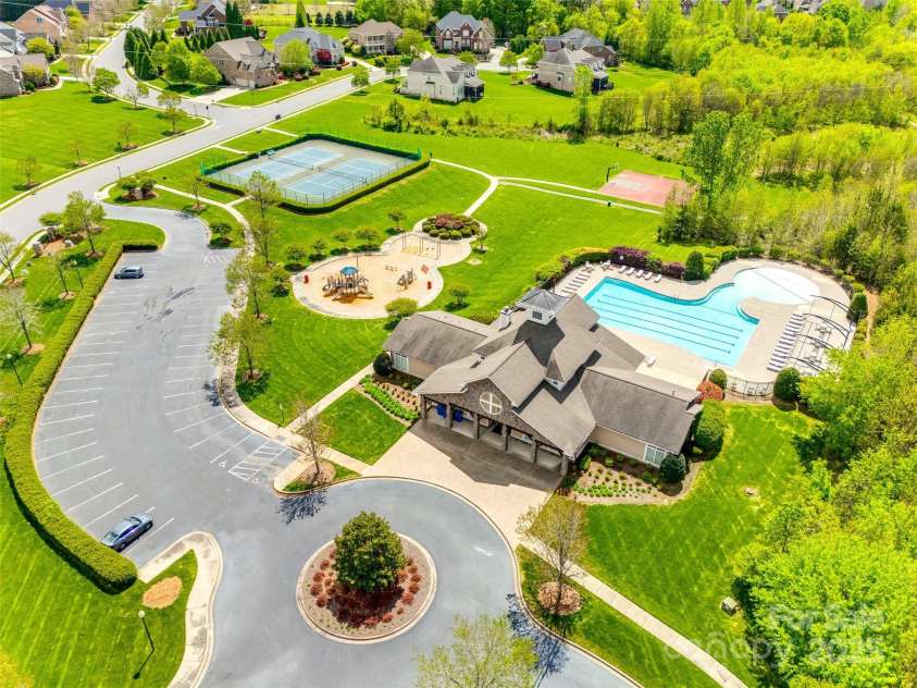 405 Five Leaf Lane, Waxhaw, NC 28173.  MLS# CAR4244840, YatesRealty ID 14472. 