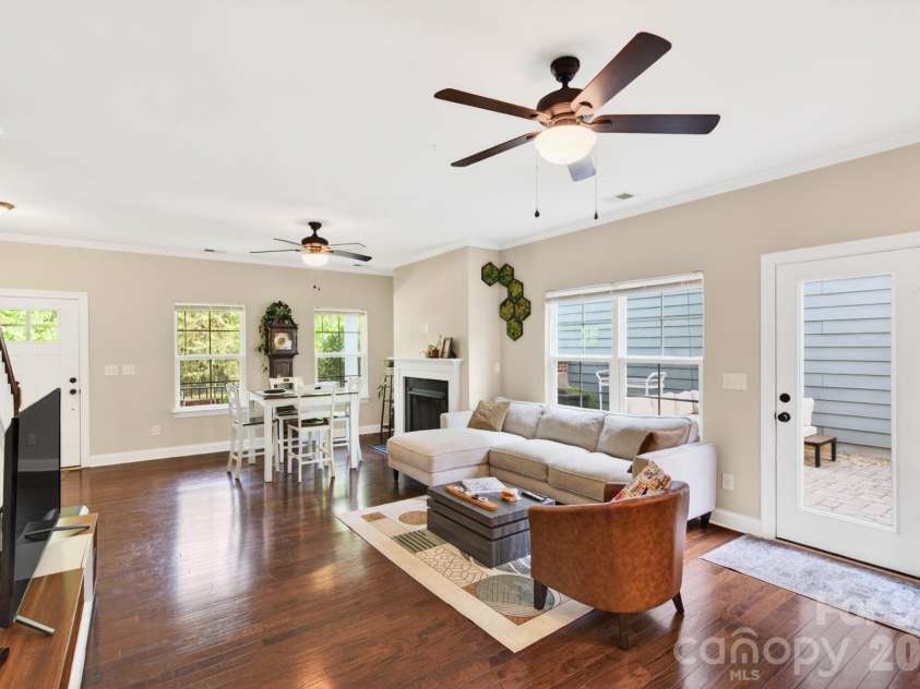 7544 Fairway Villa Circle, Denver, NC 28037.  MLS# CAR4368325, YatesRealty ID 14472. 