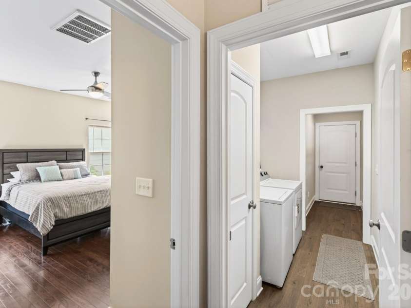 7544 Fairway Villa Circle, Denver, NC 28037.  MLS# CAR4368325, YatesRealty ID 14472. 