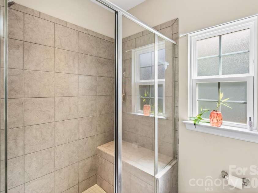 7544 Fairway Villa Circle, Denver, NC 28037.  MLS# CAR4368325, YatesRealty ID 14472. 