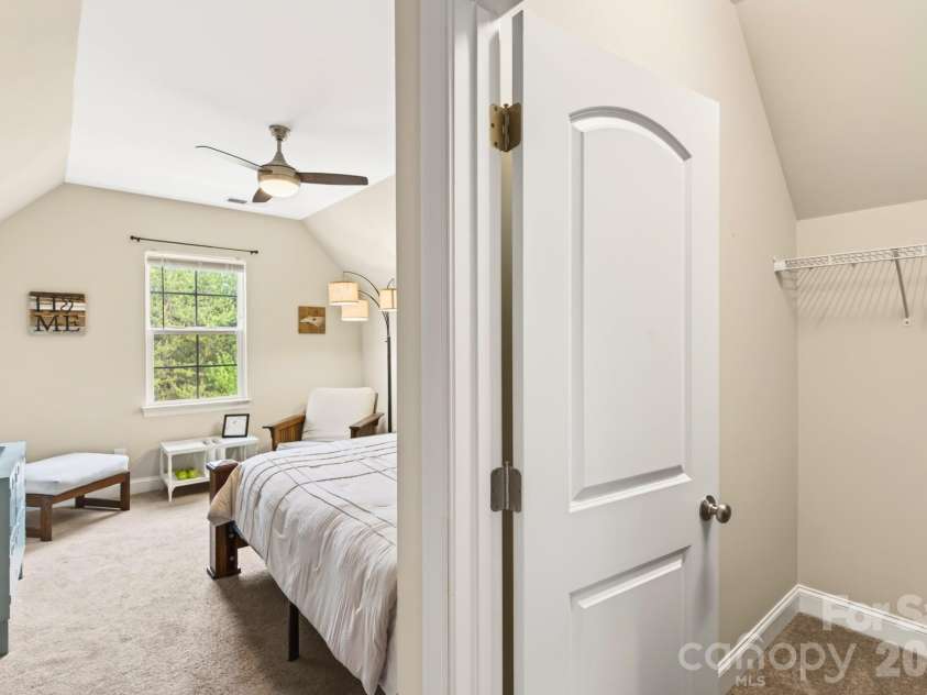7544 Fairway Villa Circle, Denver, NC 28037.  MLS# CAR4368325, YatesRealty ID 14472. 