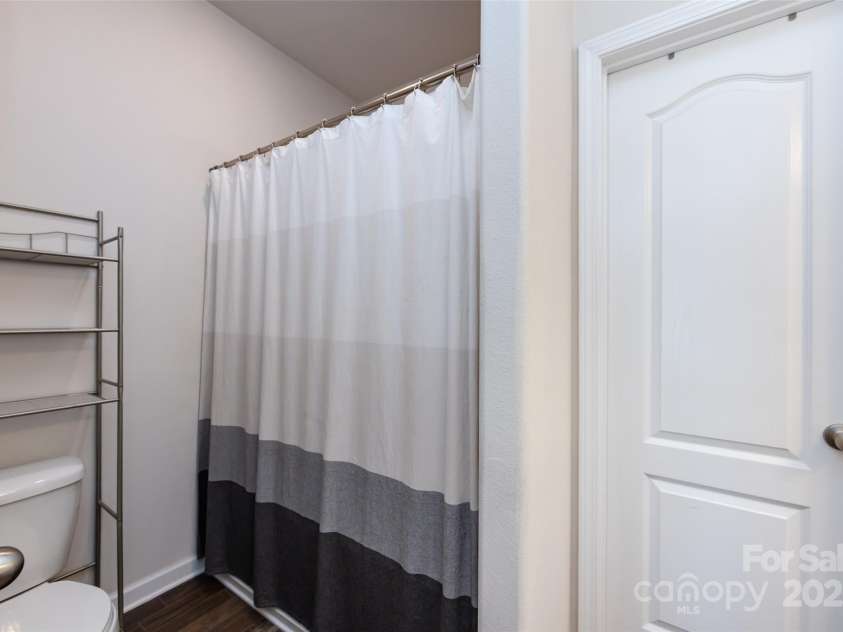 7315 Amberly Hills Road, Charlotte, NC 28215.  MLS# CAR4258030, YatesRealty ID 14473. 