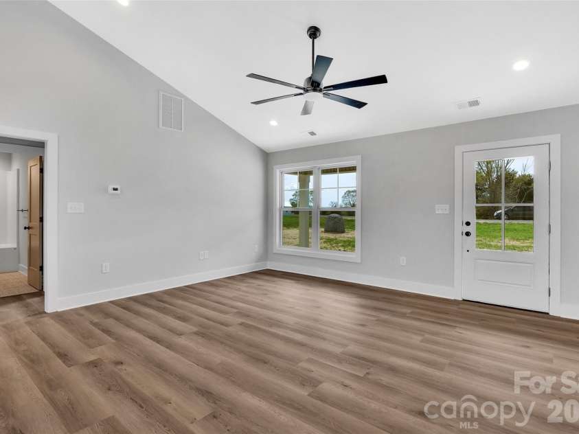 1297 Hartsoe Road, Lincolnton, NC 28093.  MLS# CAR4363293, YatesRealty ID 14474. 