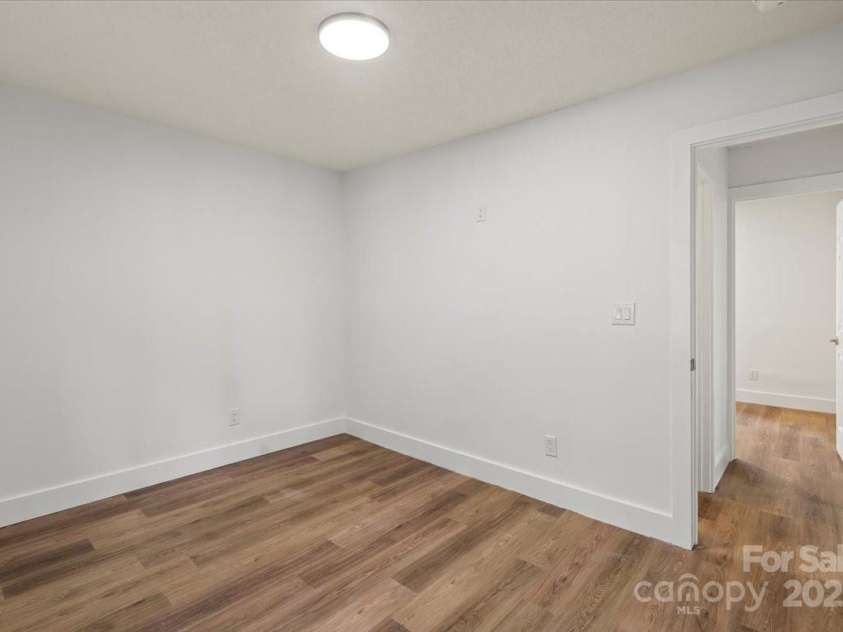 5444 Datha Avenue, Charlotte, NC 28269.  MLS# CAR4256726, YatesRealty ID 14474. 