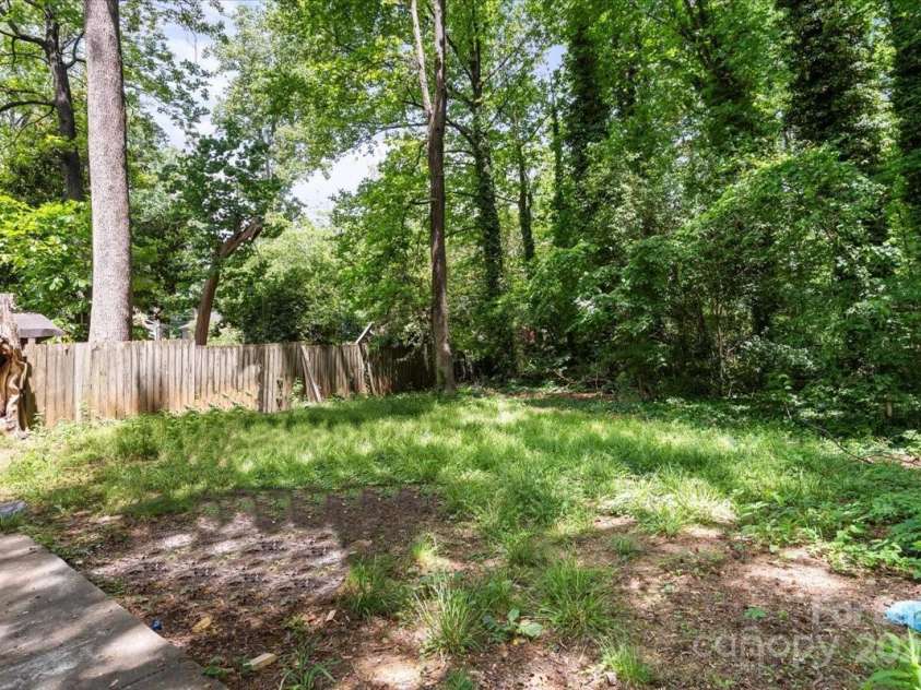5444 Datha Avenue, Charlotte, NC 28269.  MLS# CAR4256726, YatesRealty ID 14474. 