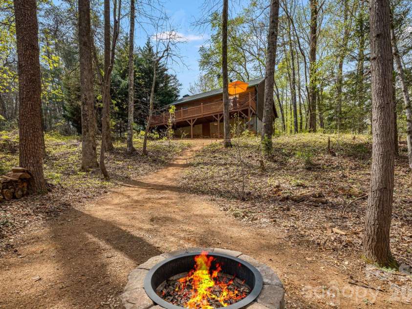 517 Pheasant Street, Lake Lure, NC 28746.  MLS# CAR4366000, YatesRealty ID 14476. 