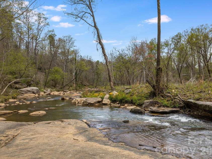 517 Pheasant Street, Lake Lure, NC 28746.  MLS# CAR4366000, YatesRealty ID 14476. 