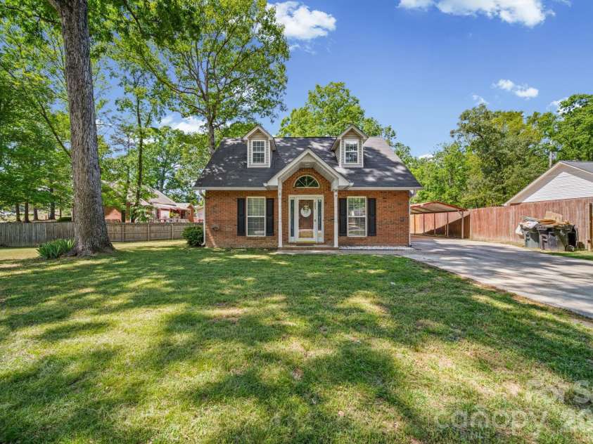 2003 Wilson Avenue, Monroe, NC 28110.  MLS# CAR4367970, YatesRealty ID 14477. 