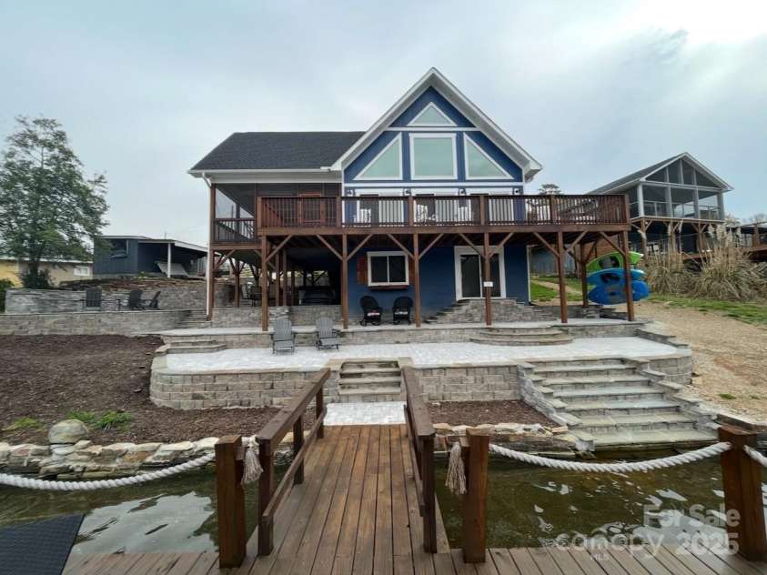 428 Pinehaven Drive, New London, NC 28127.  MLS# CAR4243423, YatesRealty ID 14478. 