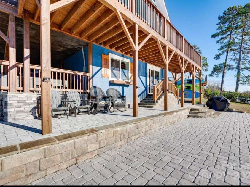 428 Pinehaven Drive, New London, NC 28127.  MLS# CAR4243423, YatesRealty ID 14478. 