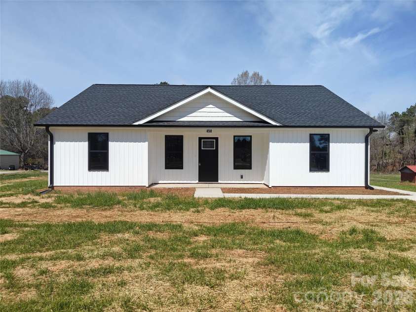 450 Ridge Road, Salisbury, NC 28144.  MLS# CAR4303502, YatesRealty ID 14479. READY