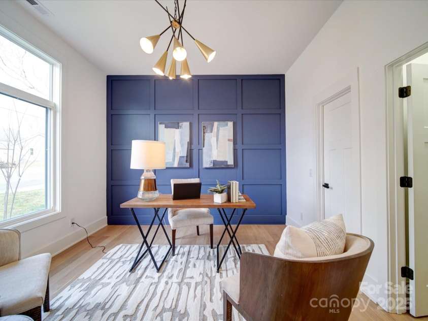 2511 Dundeen Street, Charlotte, NC 28216.  MLS# CAR4221971, YatesRealty ID 14481. 