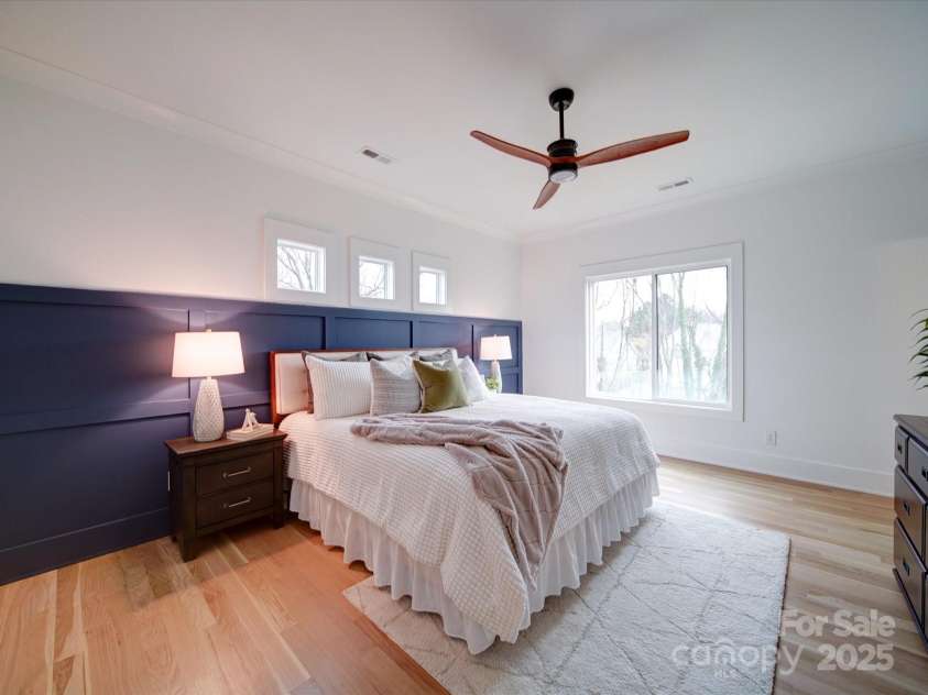 2511 Dundeen Street, Charlotte, NC 28216.  MLS# CAR4221971, YatesRealty ID 14481. 