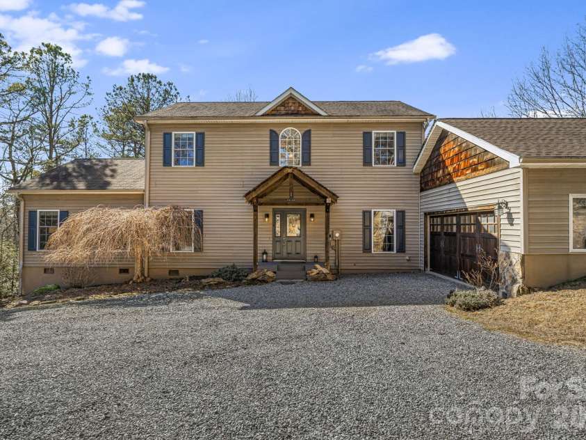 299 Lookout Drive, Pisgah Forest, NC 28768.  MLS# CAR4343254, YatesRealty ID 14481. 