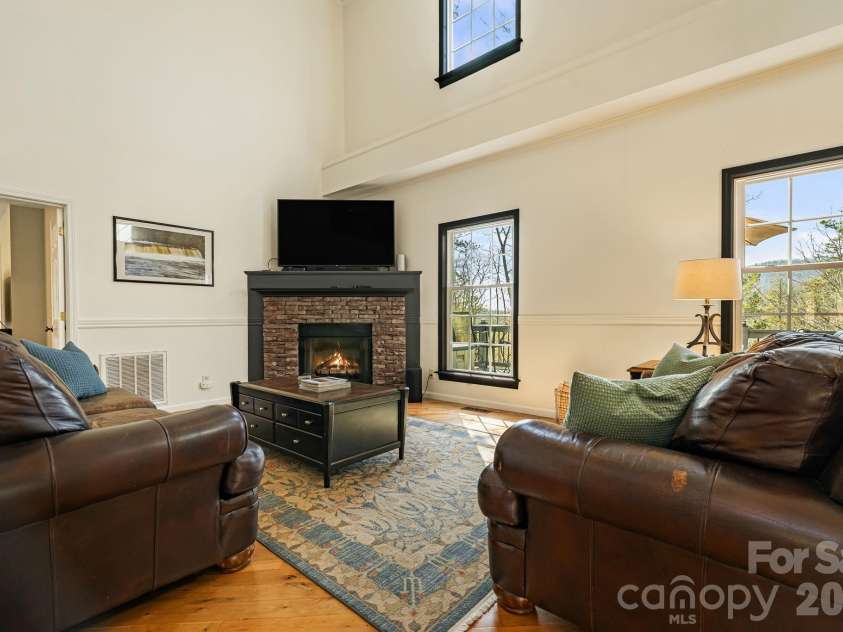 299 Lookout Drive, Pisgah Forest, NC 28768.  MLS# CAR4343254, YatesRealty ID 14481. 