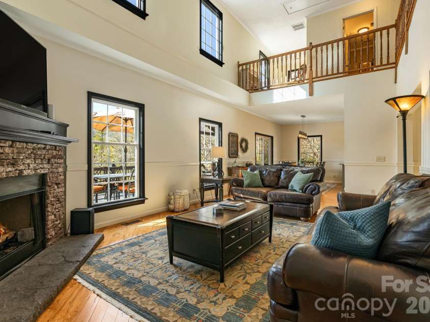 299 Lookout Drive, Pisgah Forest, NC 28768.  MLS# CAR4343254, YatesRealty ID 14481. 