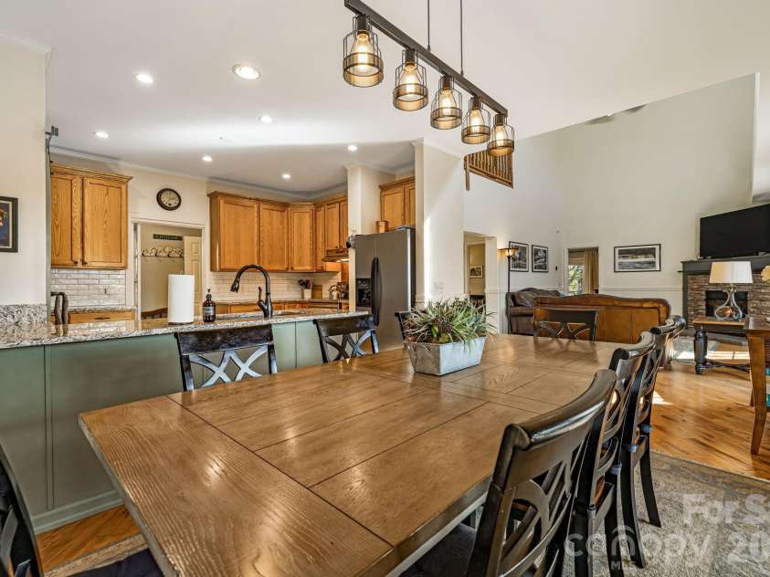299 Lookout Drive, Pisgah Forest, NC 28768.  MLS# CAR4343254, YatesRealty ID 14481. 