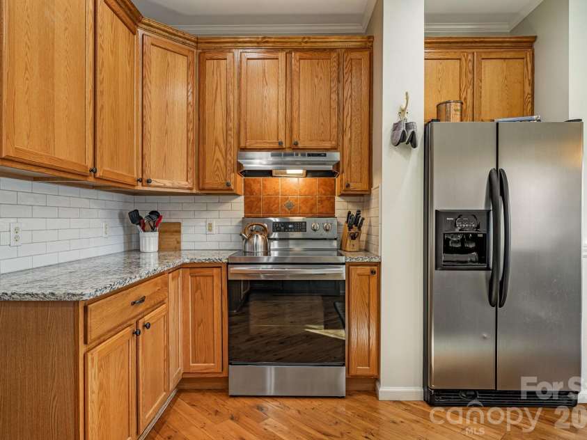 299 Lookout Drive, Pisgah Forest, NC 28768.  MLS# CAR4343254, YatesRealty ID 14481. 