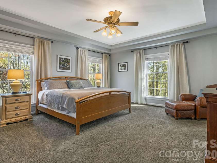 299 Lookout Drive, Pisgah Forest, NC 28768.  MLS# CAR4343254, YatesRealty ID 14481. 