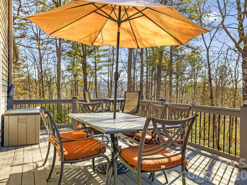 299 Lookout Drive, Pisgah Forest, NC 28768.  MLS# CAR4343254, YatesRealty ID 14481. 