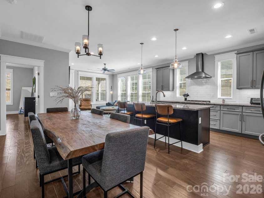 518 Sweet Birch Park Lane, Black Mountain, NC 28711.  MLS# CAR4358203, YatesRealty ID 14482. 