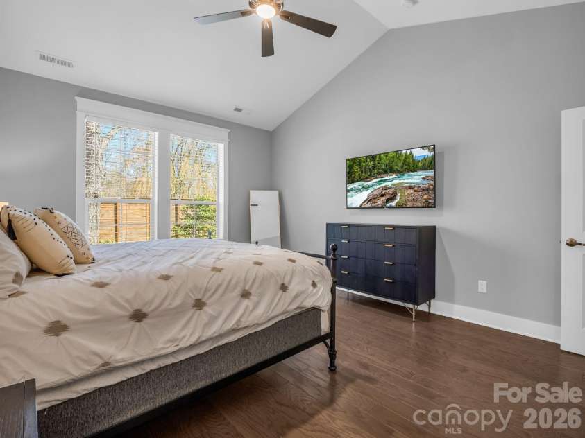 518 Sweet Birch Park Lane, Black Mountain, NC 28711.  MLS# CAR4358203, YatesRealty ID 14482. 