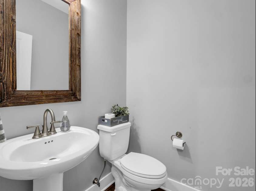 518 Sweet Birch Park Lane, Black Mountain, NC 28711.  MLS# CAR4358203, YatesRealty ID 14482. 
