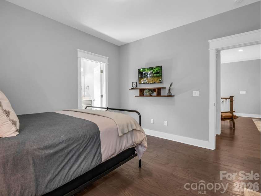 518 Sweet Birch Park Lane, Black Mountain, NC 28711.  MLS# CAR4358203, YatesRealty ID 14482. 