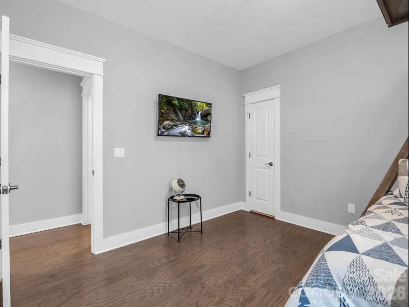 518 Sweet Birch Park Lane, Black Mountain, NC 28711.  MLS# CAR4358203, YatesRealty ID 14482. 
