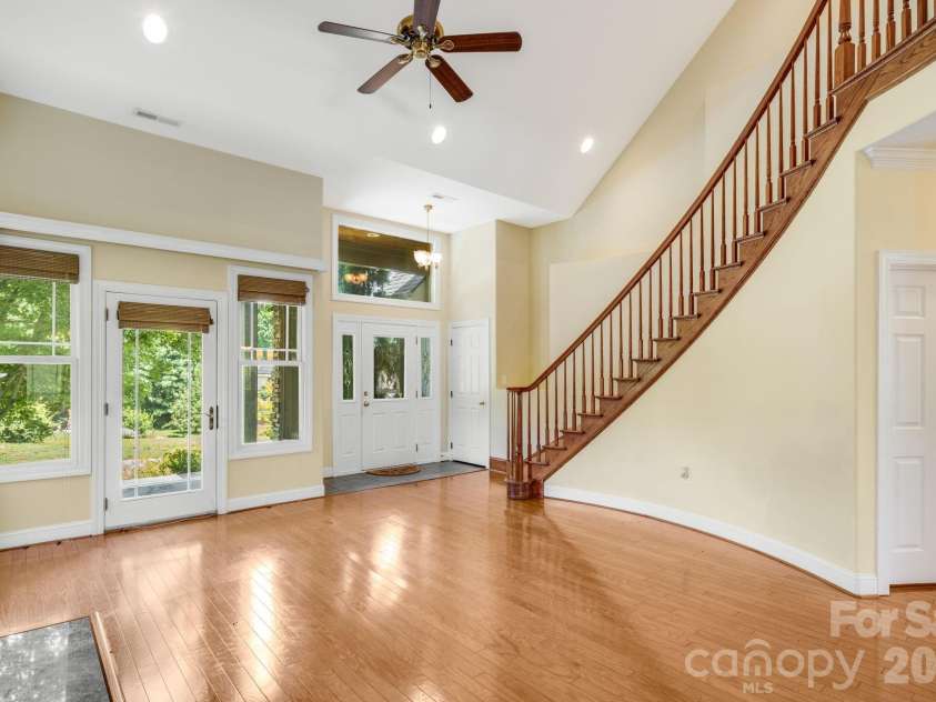 4 AMARETTO Drive, Candler, NC 28715.  MLS# CAR4364871, YatesRealty ID 14484. 