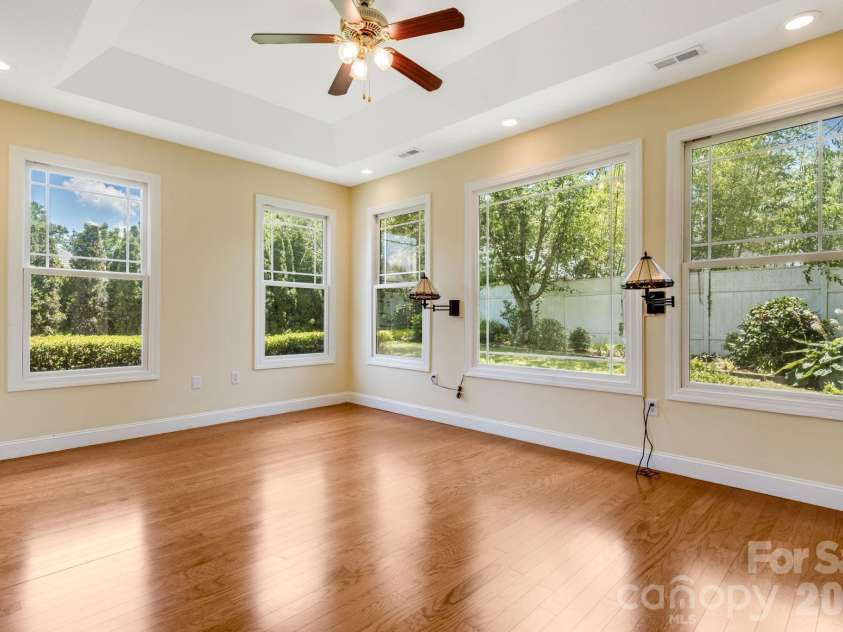 4 AMARETTO Drive, Candler, NC 28715.  MLS# CAR4364871, YatesRealty ID 14484. 