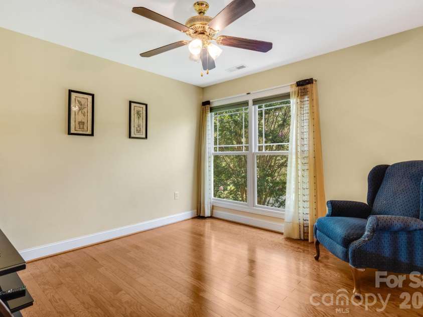 4 AMARETTO Drive, Candler, NC 28715.  MLS# CAR4364871, YatesRealty ID 14484. 