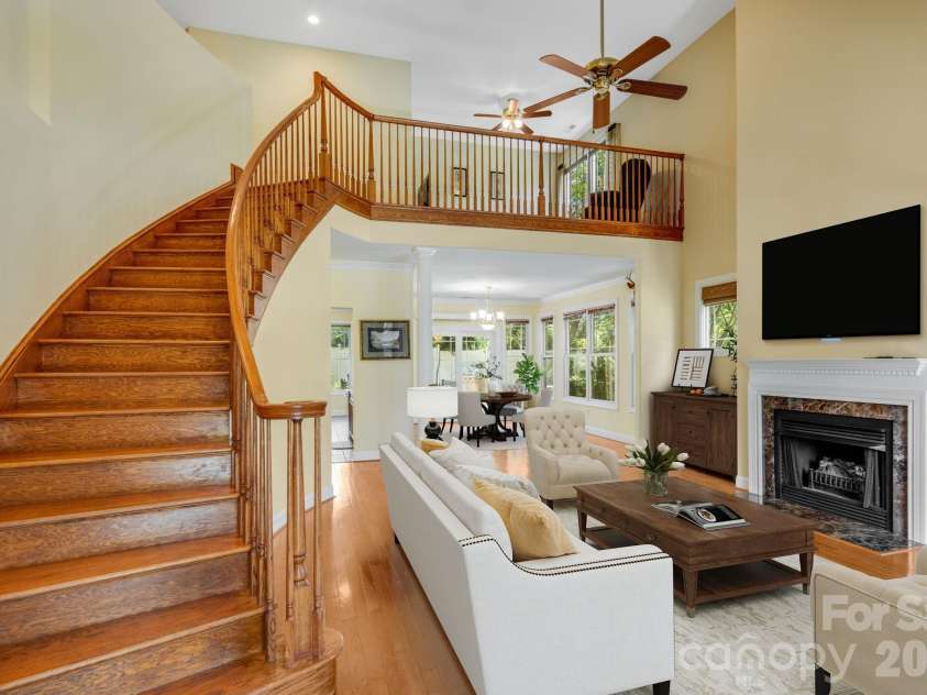 4 AMARETTO Drive, Candler, NC 28715.  MLS# CAR4364871, YatesRealty ID 14484. Virtual staging